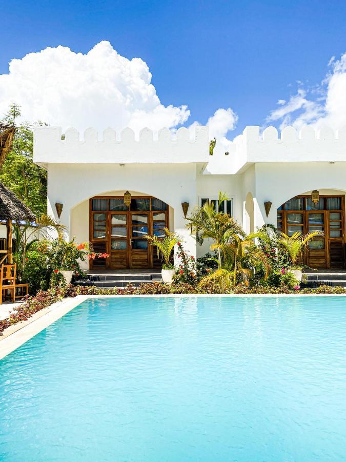 The Golden Blue Luxury Hotel Bwejuu Buitenkant foto